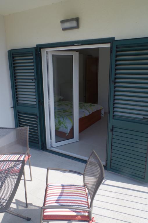 Apartmani Kusic Trpanj Bagian luar foto