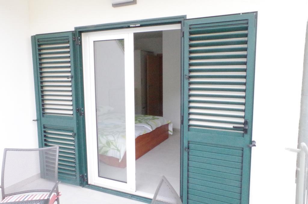 Apartmani Kusic Trpanj Bagian luar foto