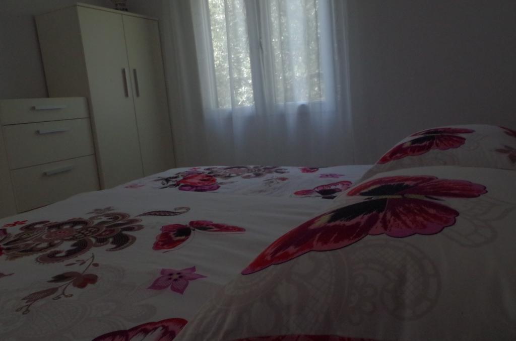 Apartmani Kusic Trpanj Bagian luar foto